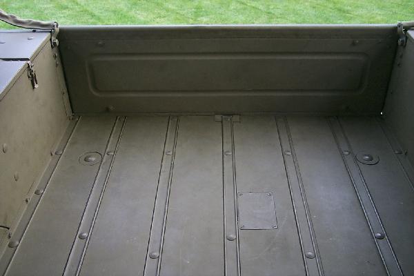 Rear of cargo box floor