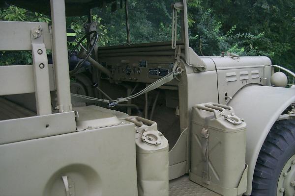 Close-up of exterior end configuration of the lazyback